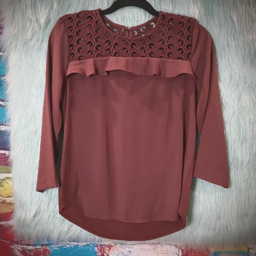 Ann Taylor Rust Brown Long Sleeve With Lace Eyelet Design Size S
